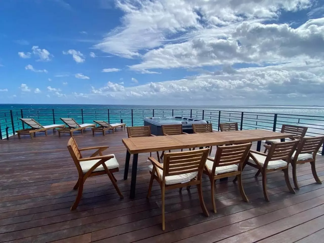 Modern House in Bahamas, photo 5 of 32
