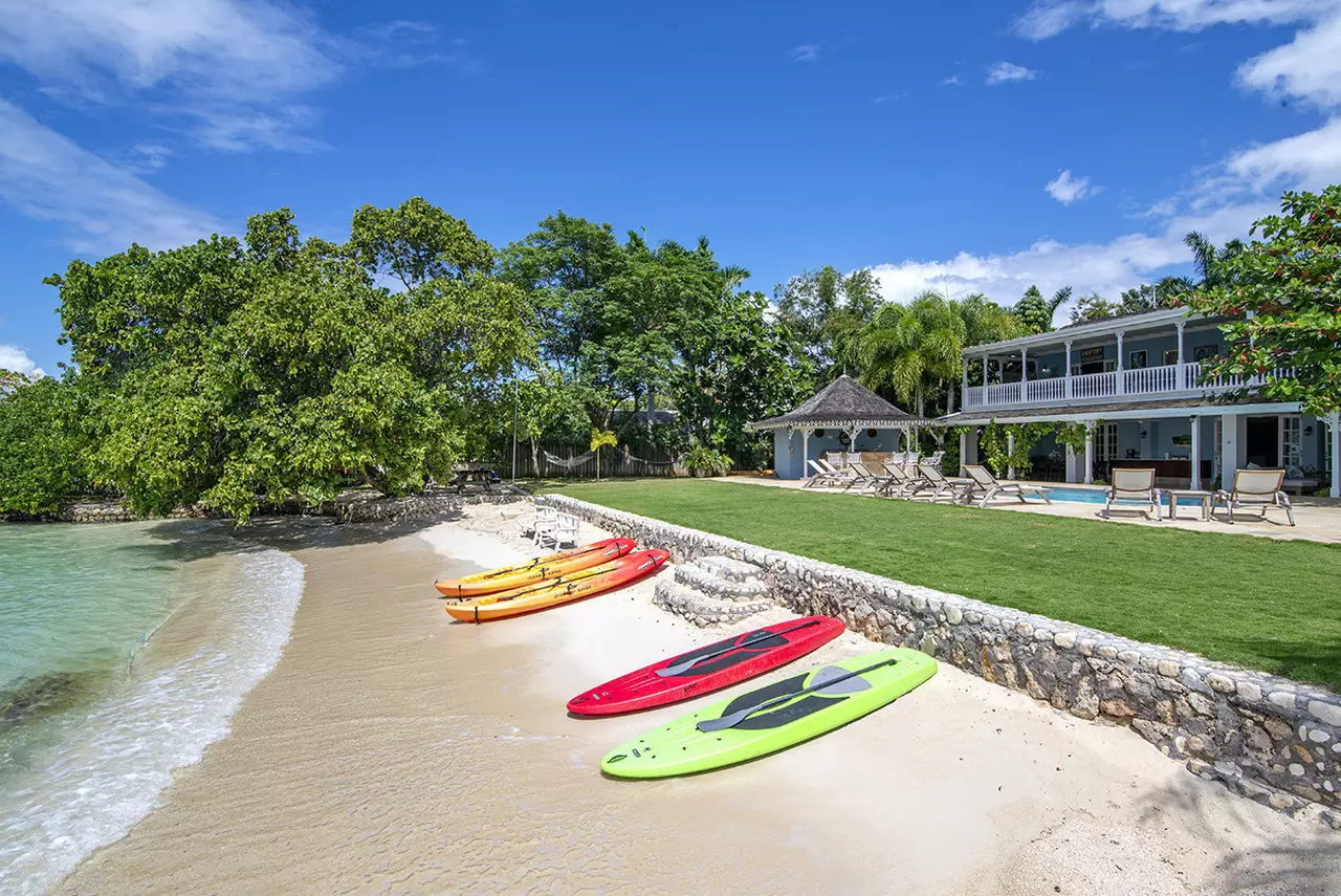 A Summer Place on the Beach in Other Caribbean Islands, photo 8 of 30