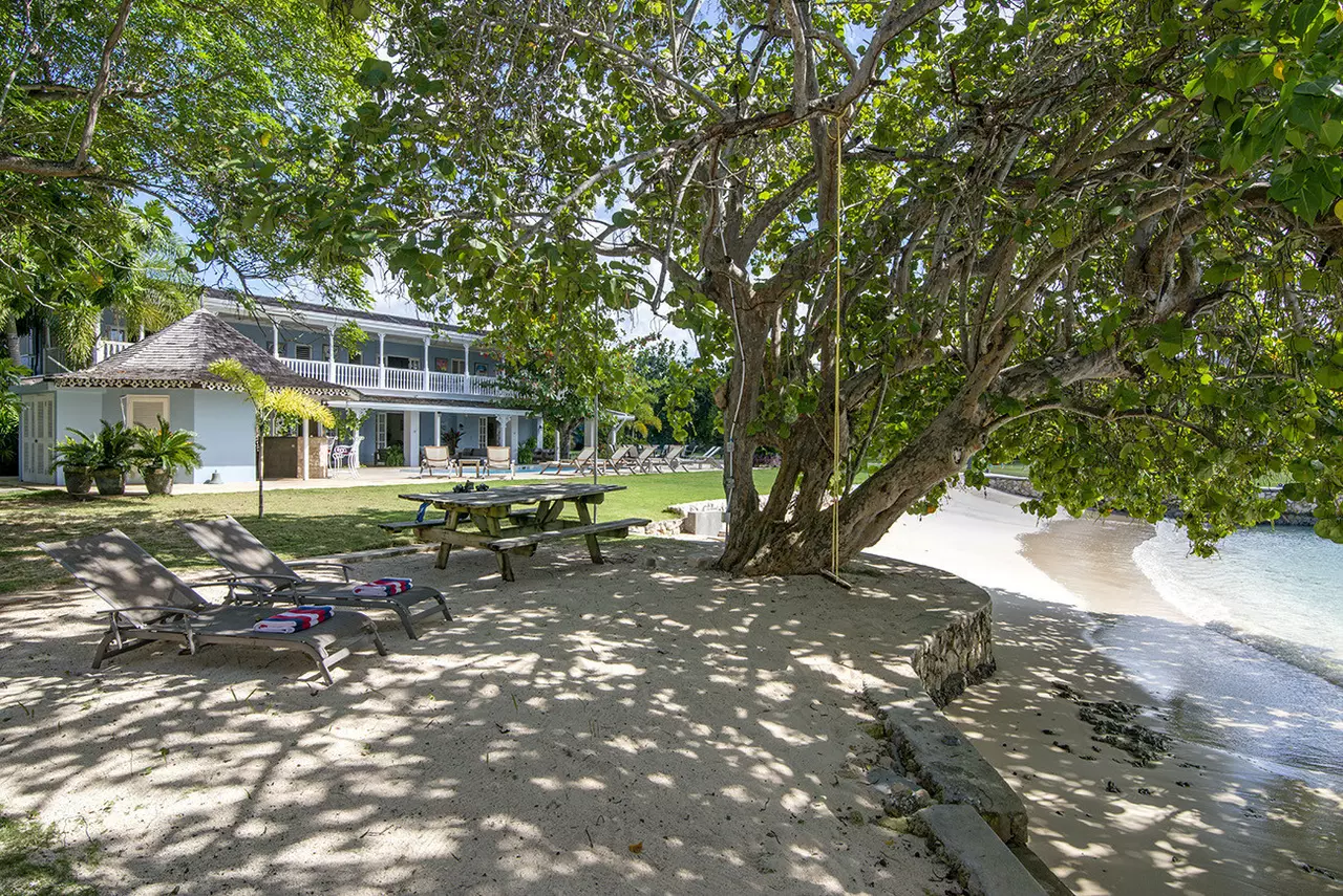 A Summer Place on the Beach in Other Caribbean Islands, photo 10 of 30