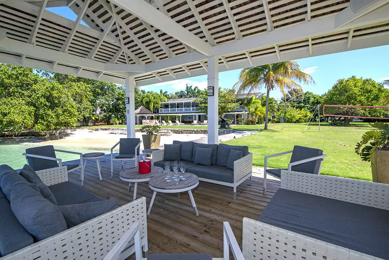 A Summer Place on the Beach in Other Caribbean Islands, photo 21 of 30