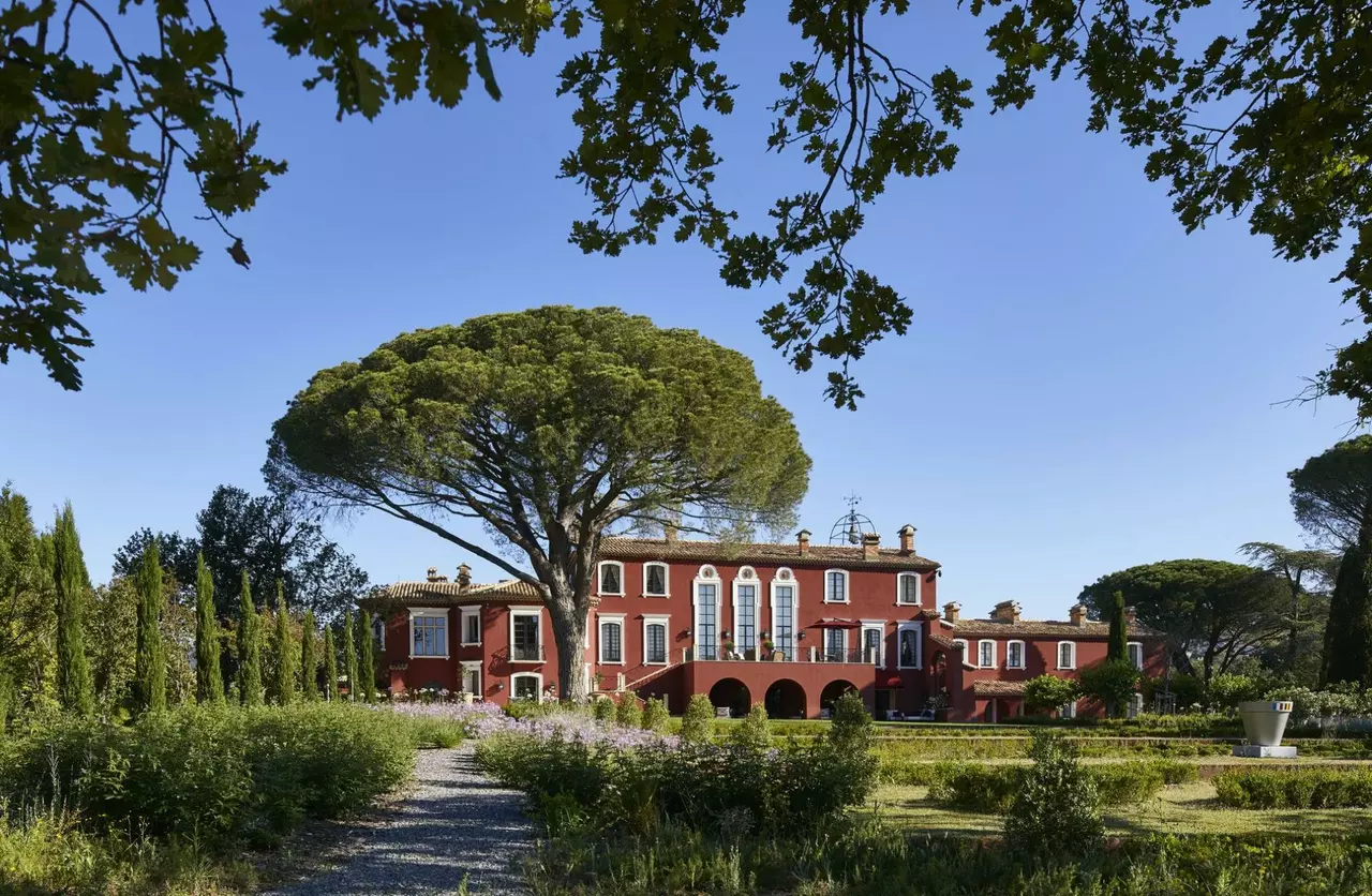 Chateau Saint-Maur in Saint-Tropez, photo 15 of 37