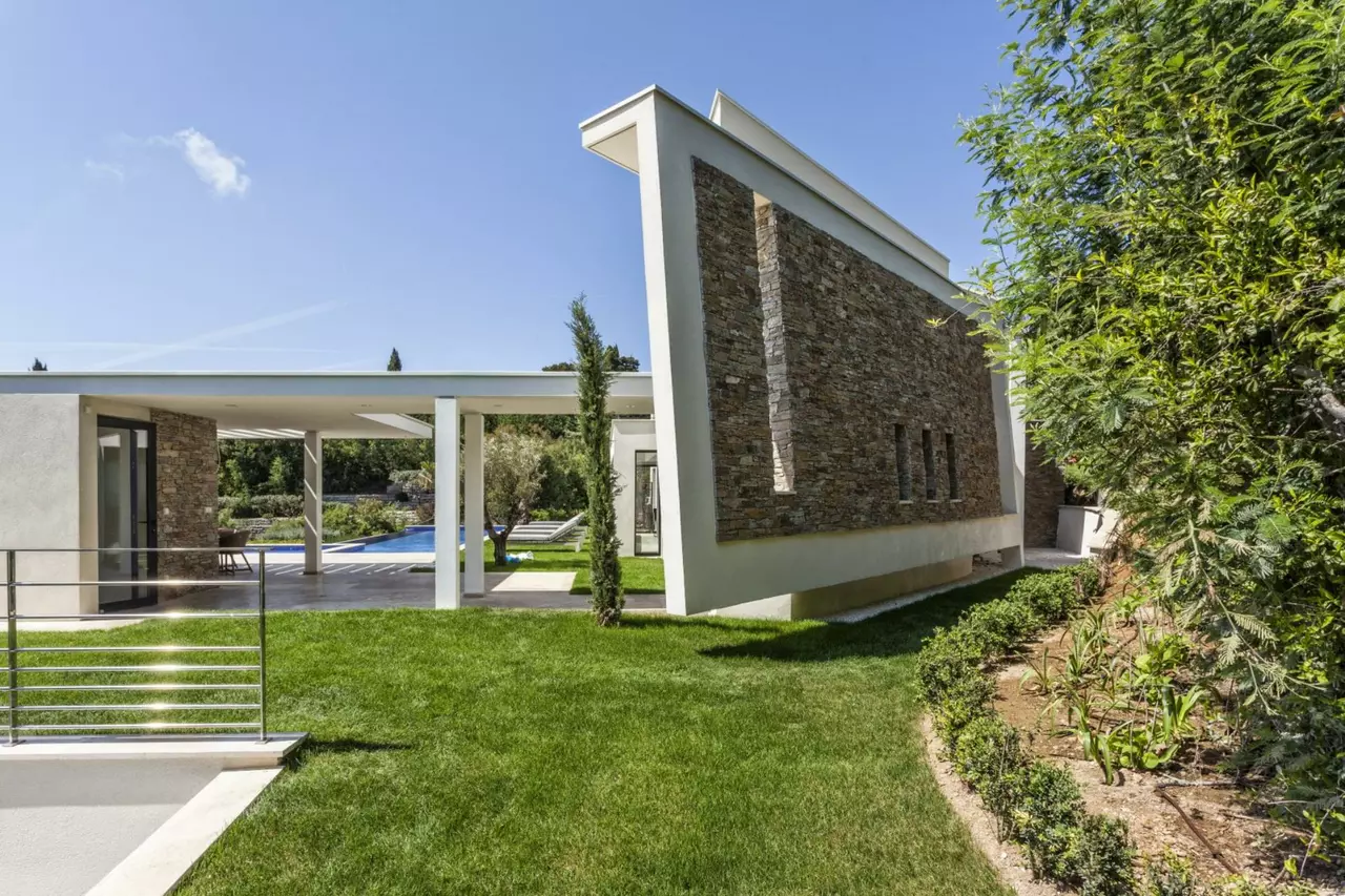 Colibri 10 Villa in Saint-Tropez, photo 30 of 34