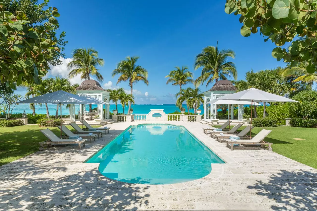 Coral Pavilion Villa in Turks and Caicos, photo 10 of 33