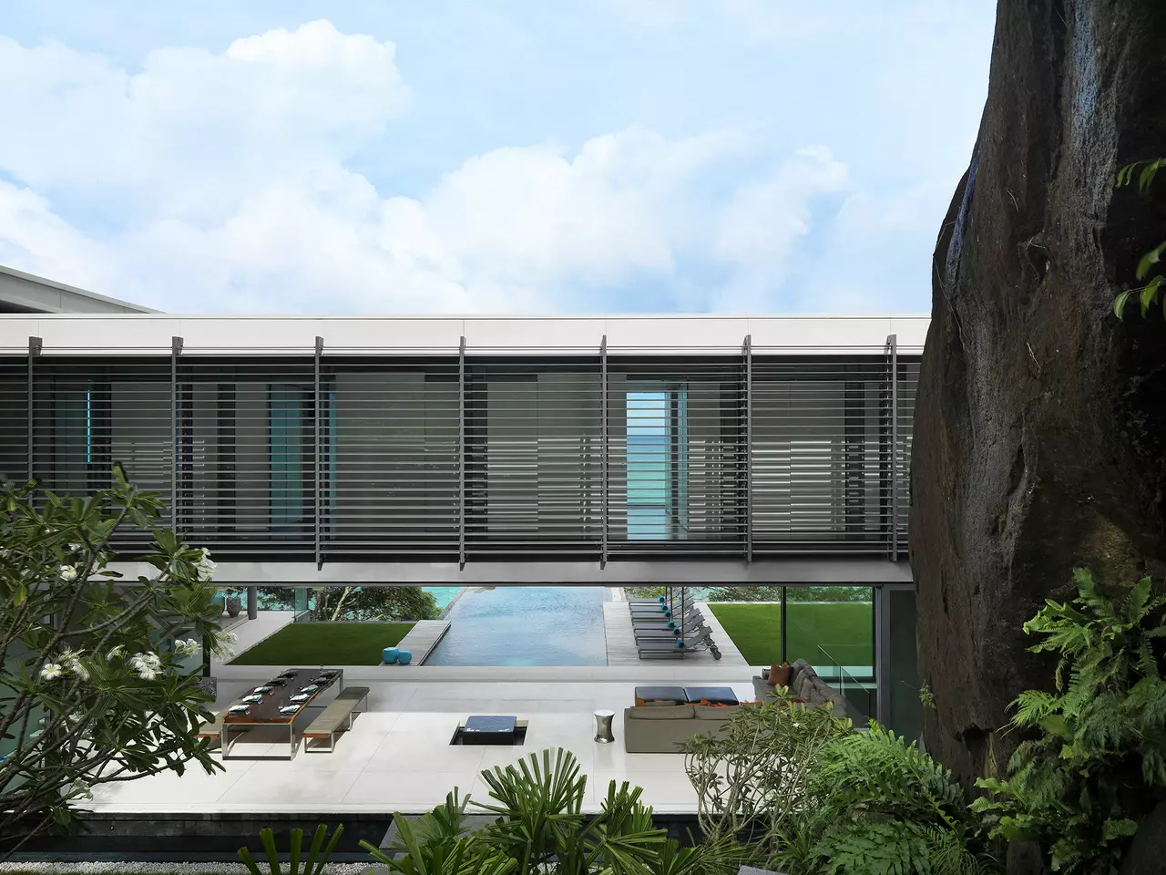 Villa for 12 Guests in Kamala in Phuket & Andaman Coast, photo 9 of 30