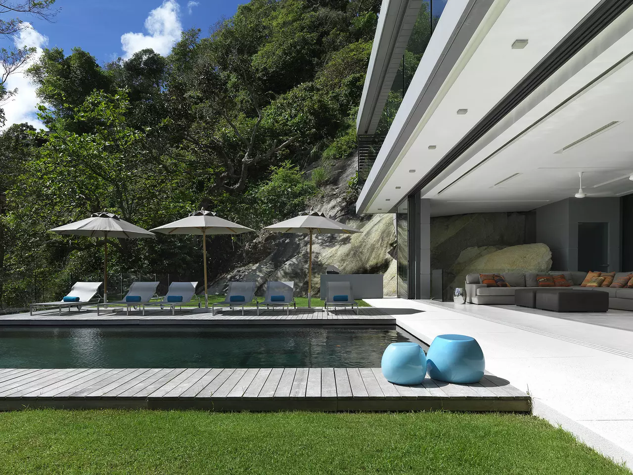 Villa for 12 Guests in Kamala in Phuket & Andaman Coast, photo 14 of 30