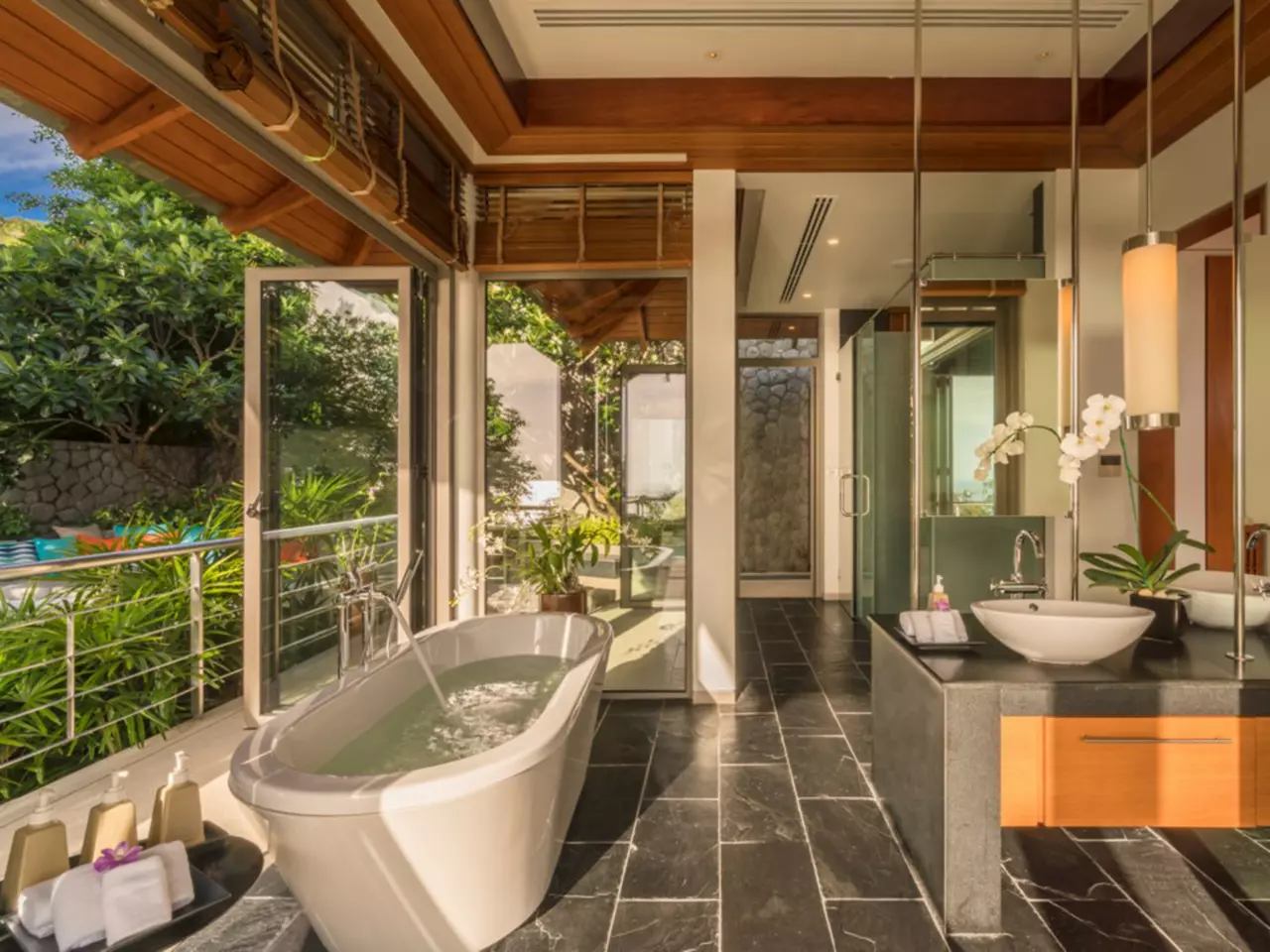 9-Bedroom Villa Sleeping 20, Kamala in Phuket & Andaman Coast, photo 14 of 30