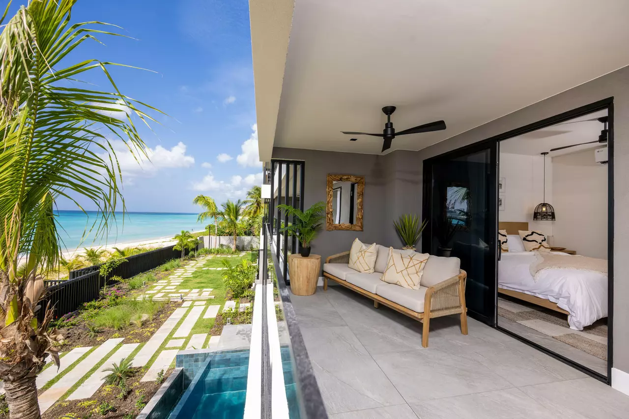2-Bedroom Villa in Bridgetown in Barbados, photo 2 of 25