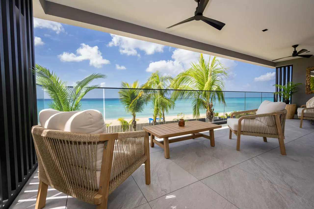 2-Bedroom Villa in Bridgetown in Barbados, photo 3 of 25