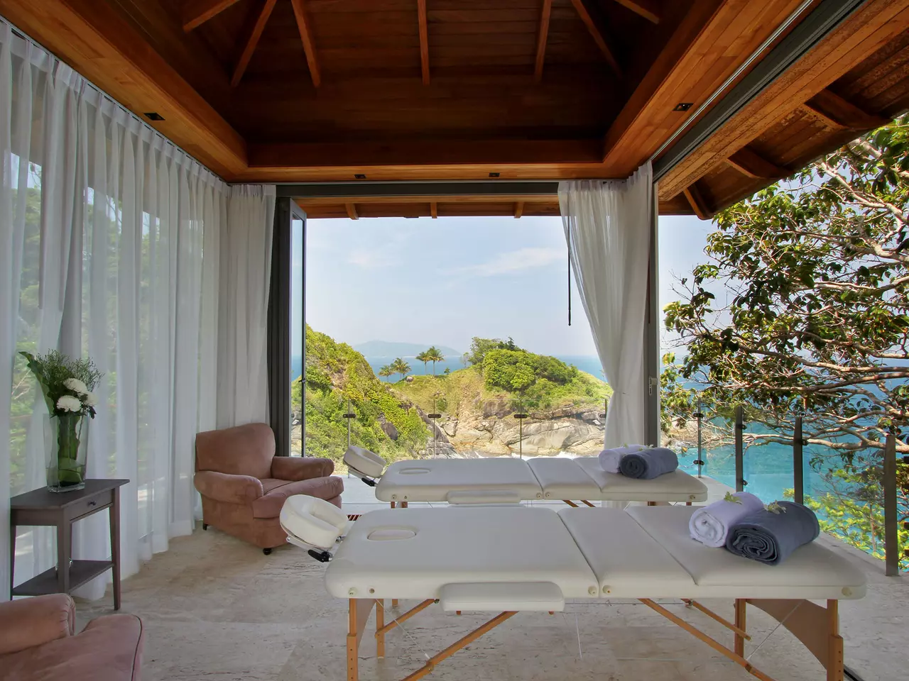 6-Bedroom Villa in Kamala in Phuket & Andaman Coast, photo 20 of 29