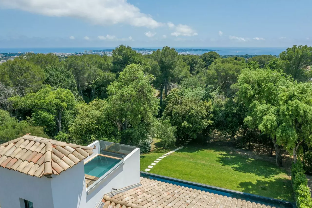 Domaine des Artistes in Antibes, photo 16 of 36