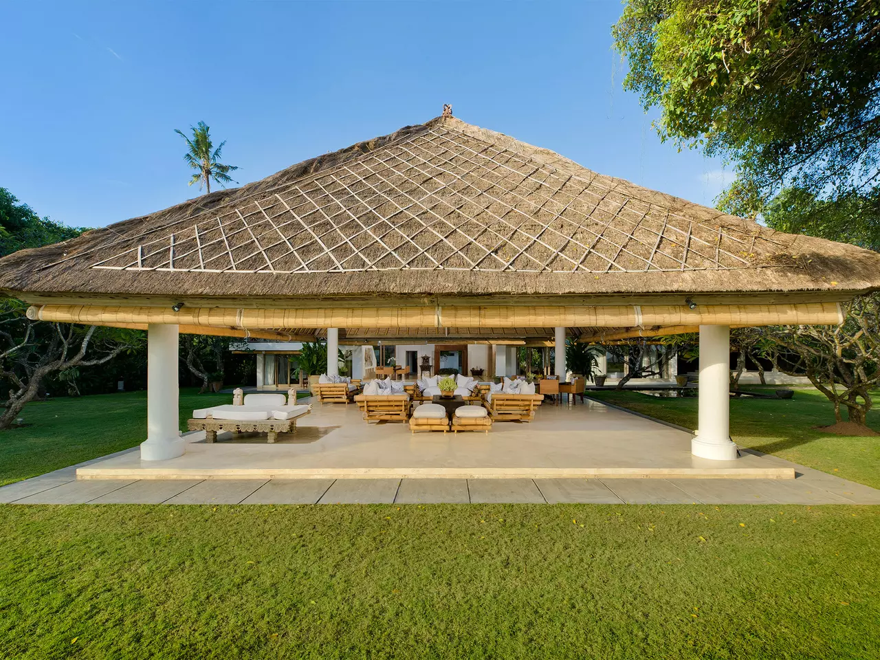 Seminyak 5695 - Villa Atas Ombak in Bali, photo 8 of 21