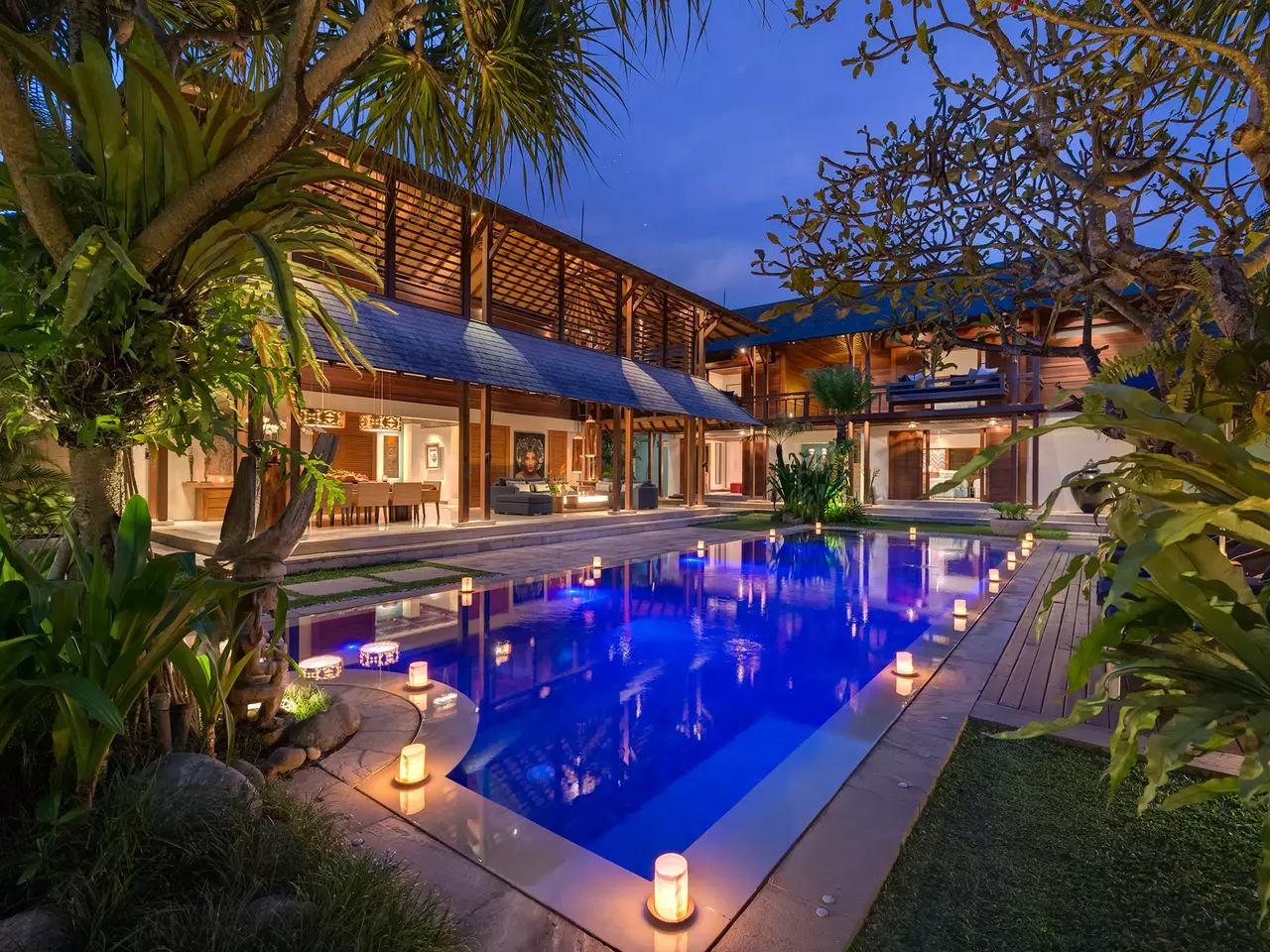 Seminyak 4677 - Villa Windu Sari in Bali, photo 2 of 30