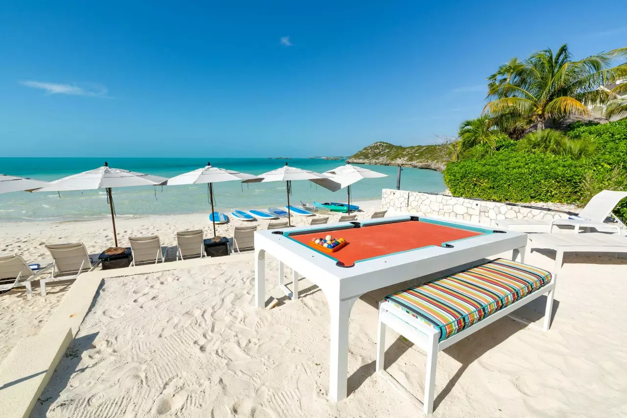 Emara Estate in Turks and Caicos, photo 9 of 38