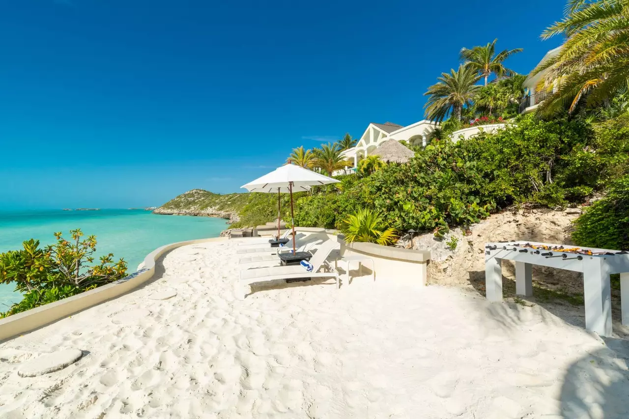 Emara Estate in Turks and Caicos, photo 29 of 38
