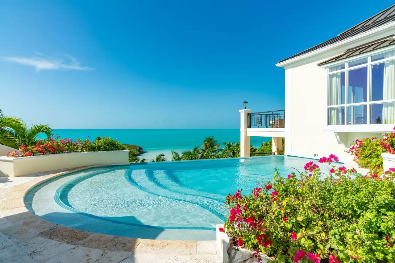 Emara Estate in Turks and Caicos, photo 24 of 38