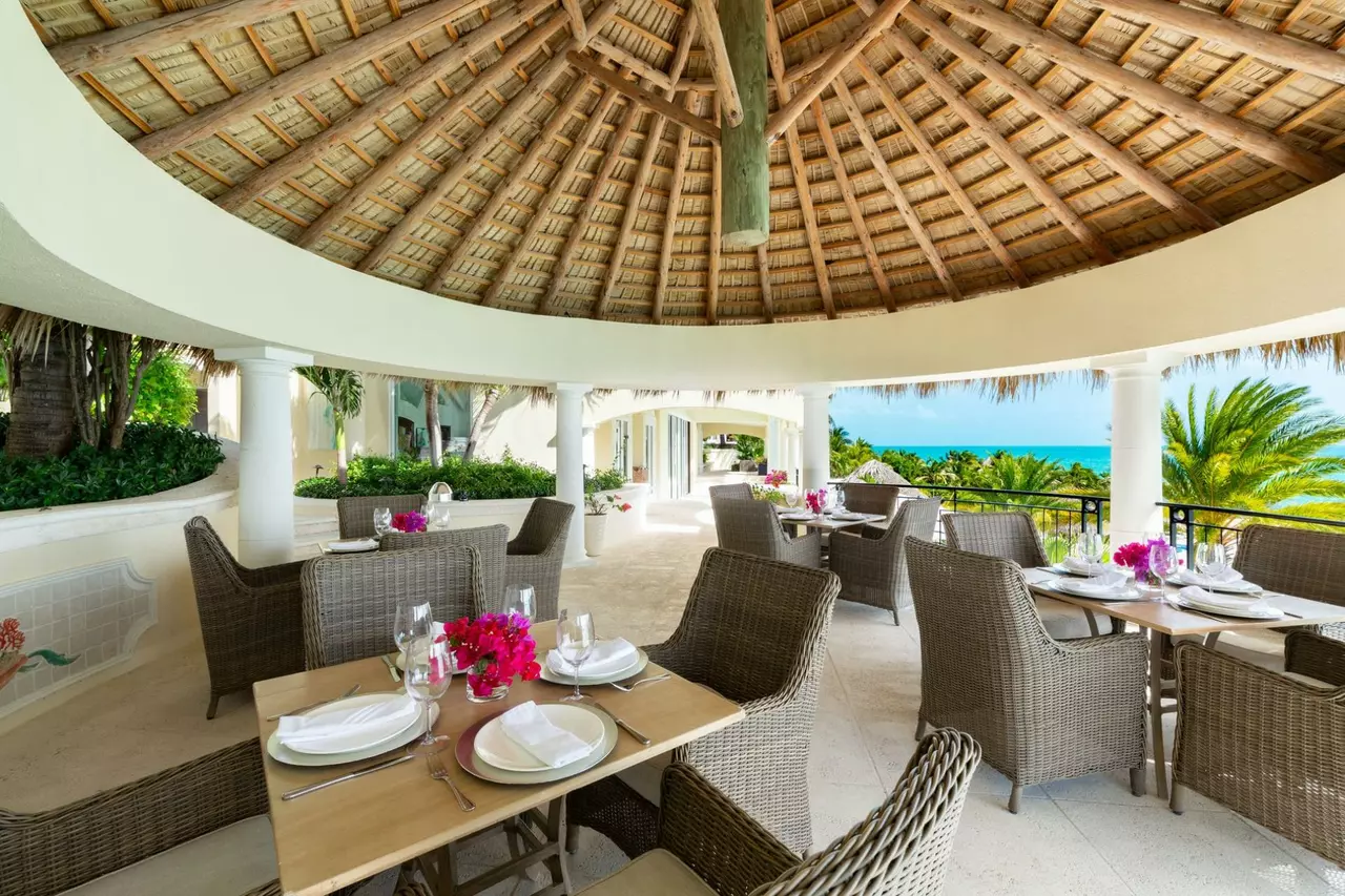 Emara Estate in Turks and Caicos, photo 8 of 38