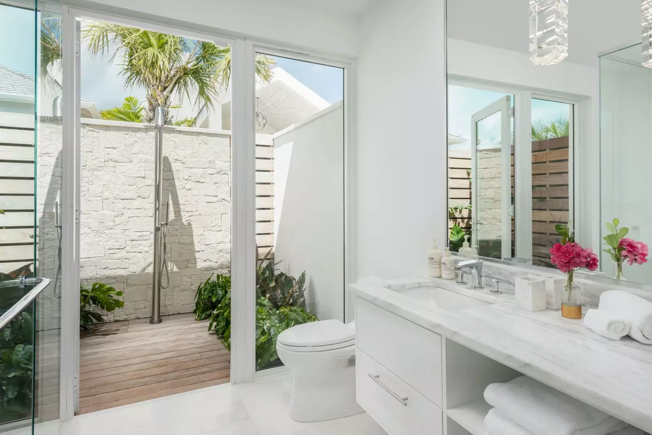 Villa Emerald Bay in Turks and Caicos, photo 21 of 23