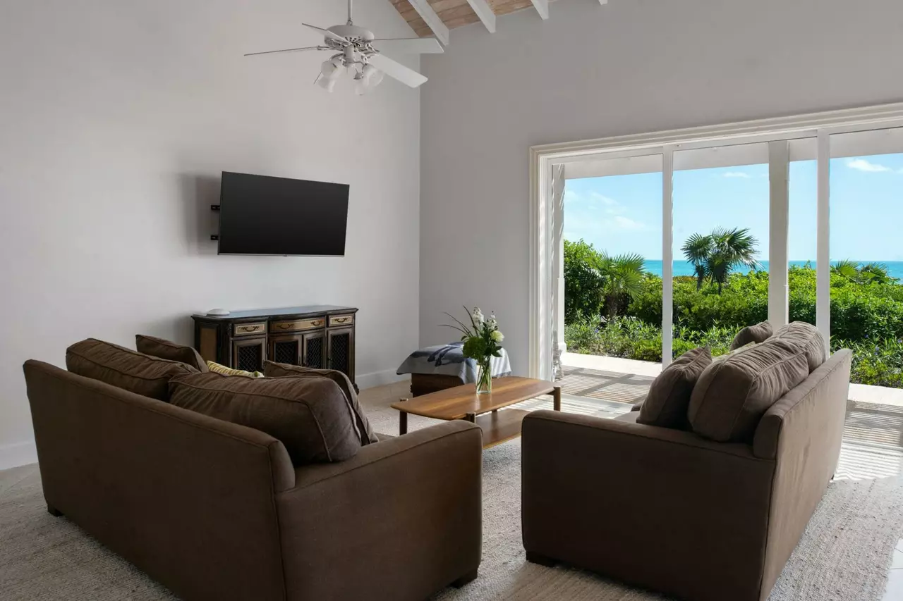 Haven House in Turks and Caicos, photo 21 of 36