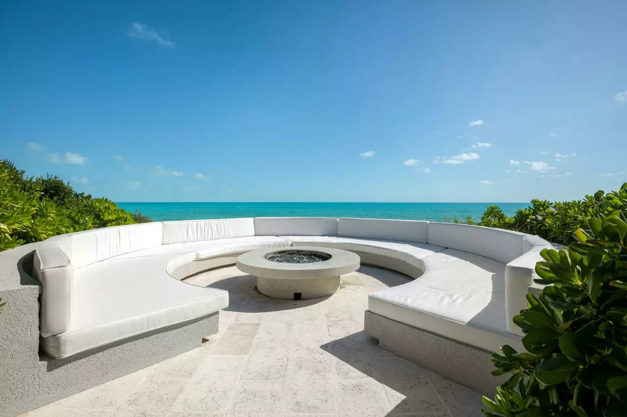 Haven House in Turks and Caicos, photo 8 of 36