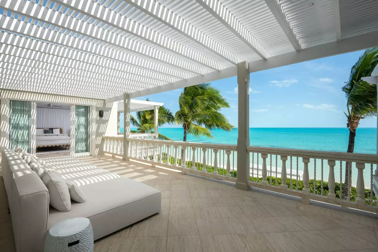 Haven House in Turks and Caicos, photo 13 of 36