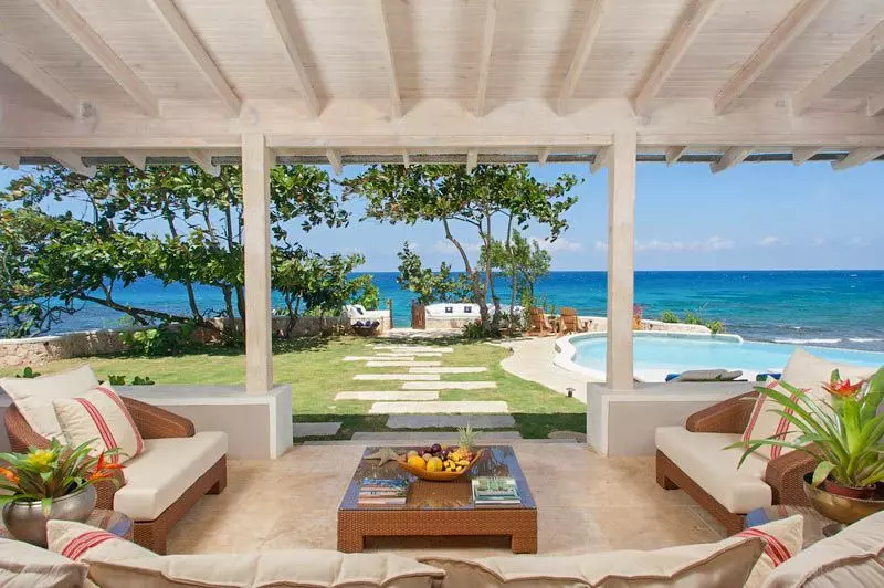 Maldonado Beach House in Jamaica, photo 3 of 27