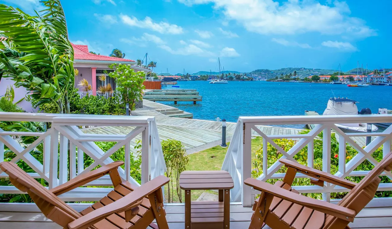 Waterside townhouse in Saint Lucia, photo 27 of 30