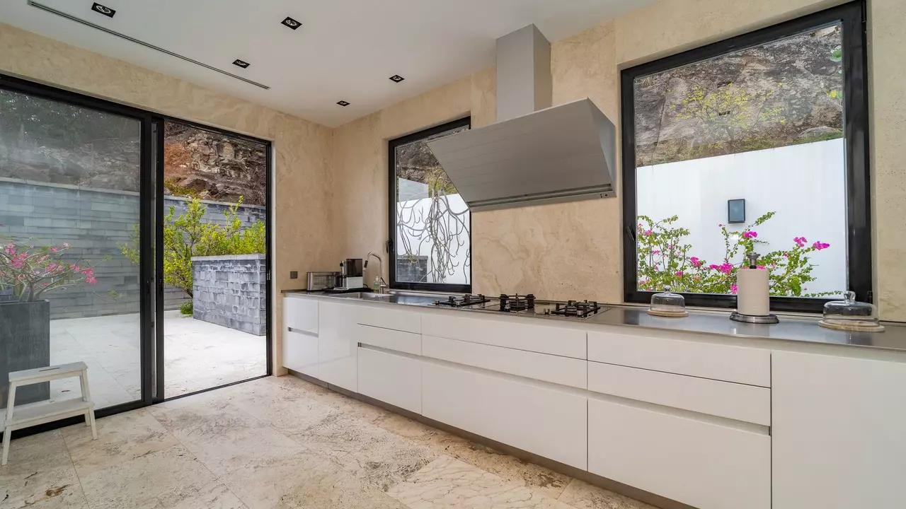 Villa La Petite Sereine in St Barths, photo 13 of 24