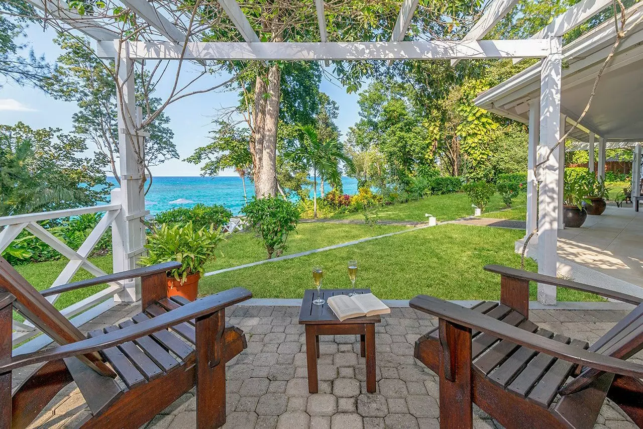 Somewhere at Prospect Estate in Jamaica, photo 9 of 28