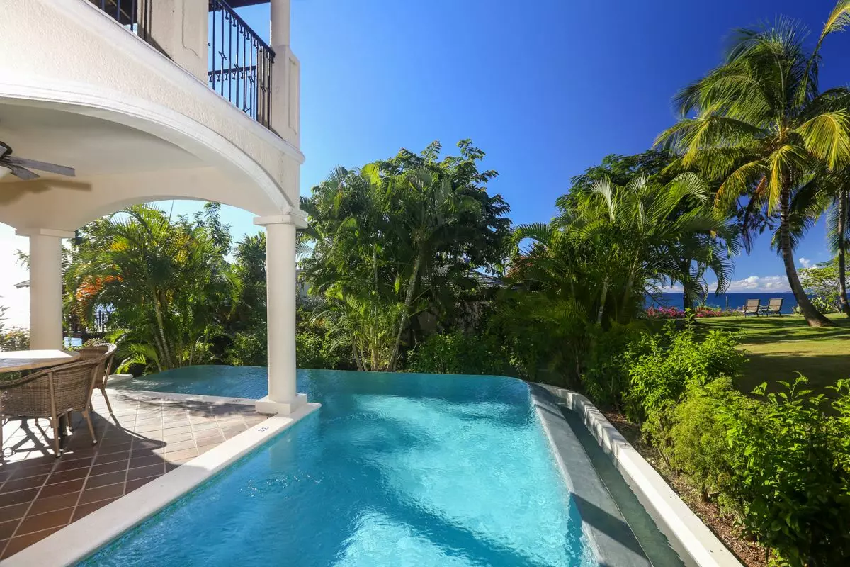 Cap Maison Oceanview Pool & Terrace Villa (2 bed) in Saint Lucia, photo 7 of 30