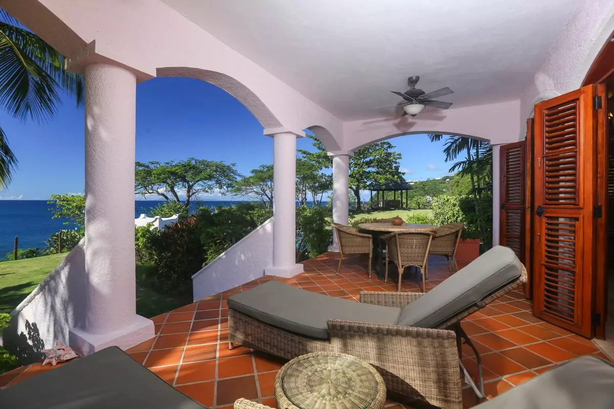 Cap Maison Oceanview Pool & Terrace Villa (2 bed) in Saint Lucia, photo 14 of 30