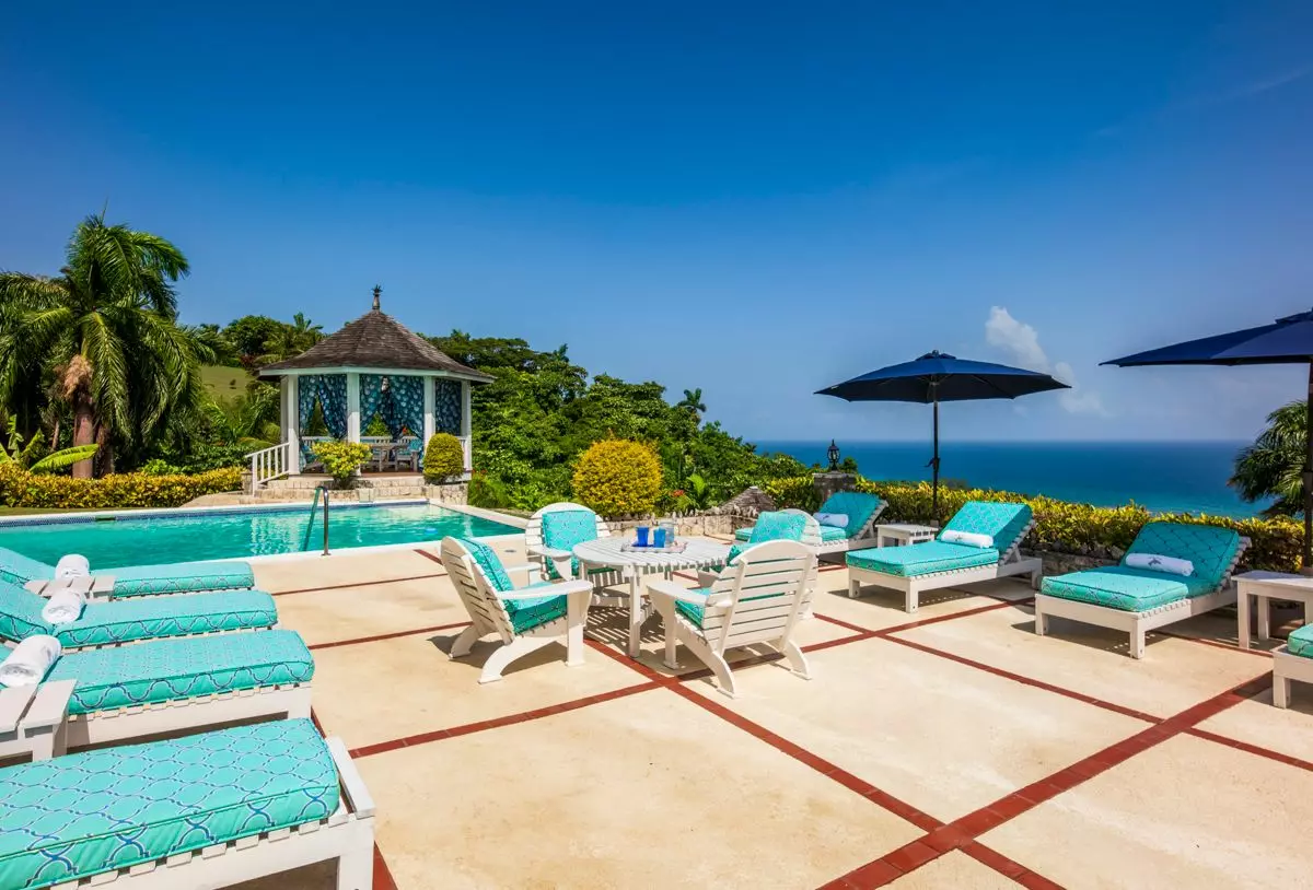 No Le Hace at The Tryall Club in Jamaica, photo 7 of 23