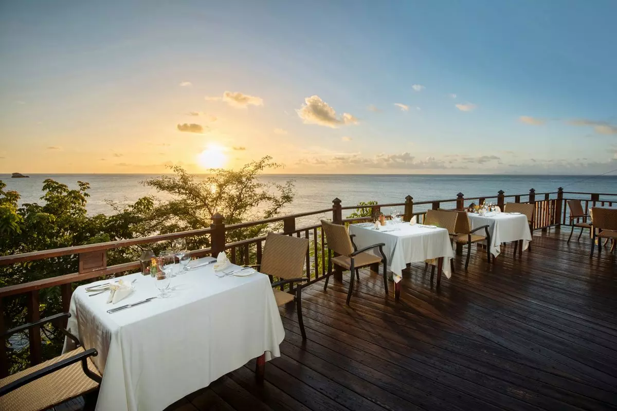 Cap Maison Oceanview Pool & Terrace Villa (2 bed) in Saint Lucia, photo 24 of 30