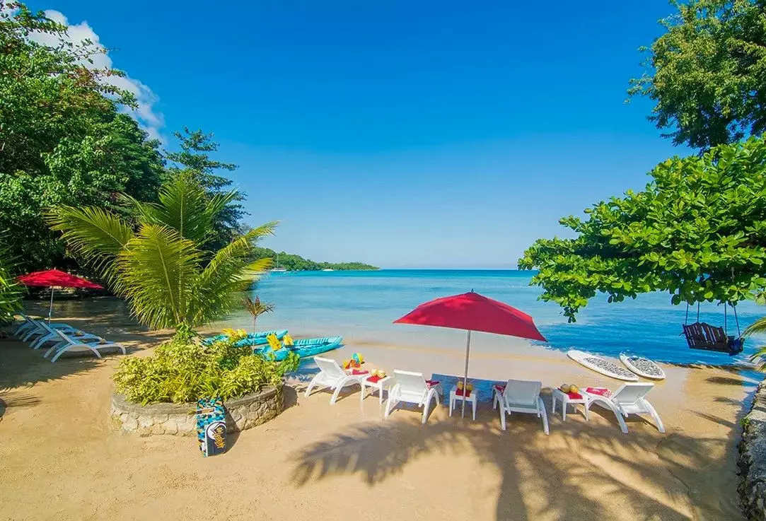 Rio Chico on the Beach in Jamaica, photo 8 of 30