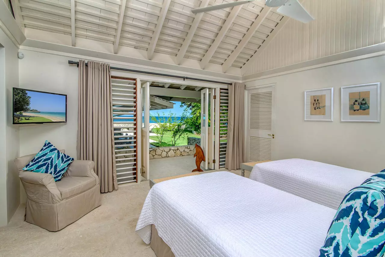 Sunset Beach Villa in Jamaica, photo 8 of 30
