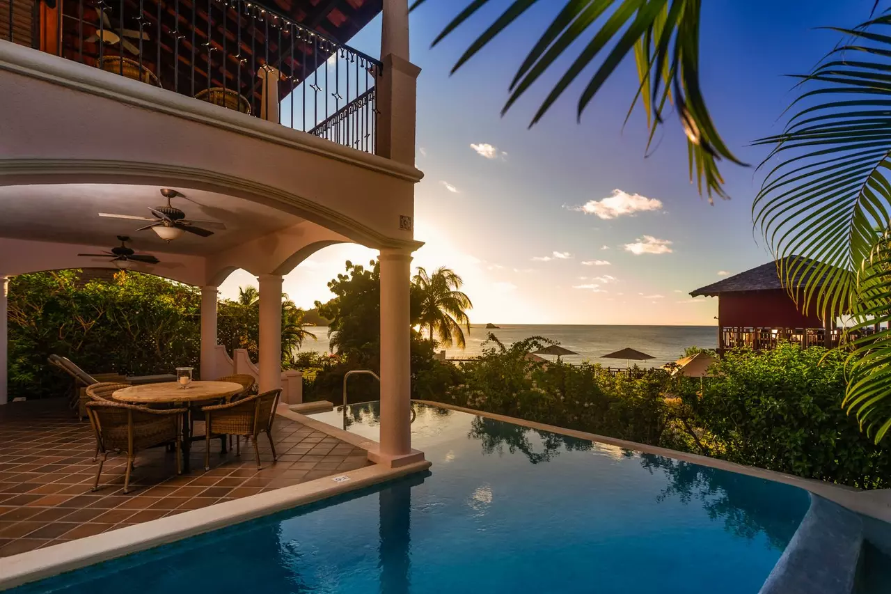 Cap Maison Oceanview Villa with Pool (3 bed) in Saint Lucia, photo 9 of 21