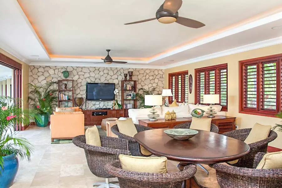Benitoite Shore House in Jamaica, photo 4 of 16