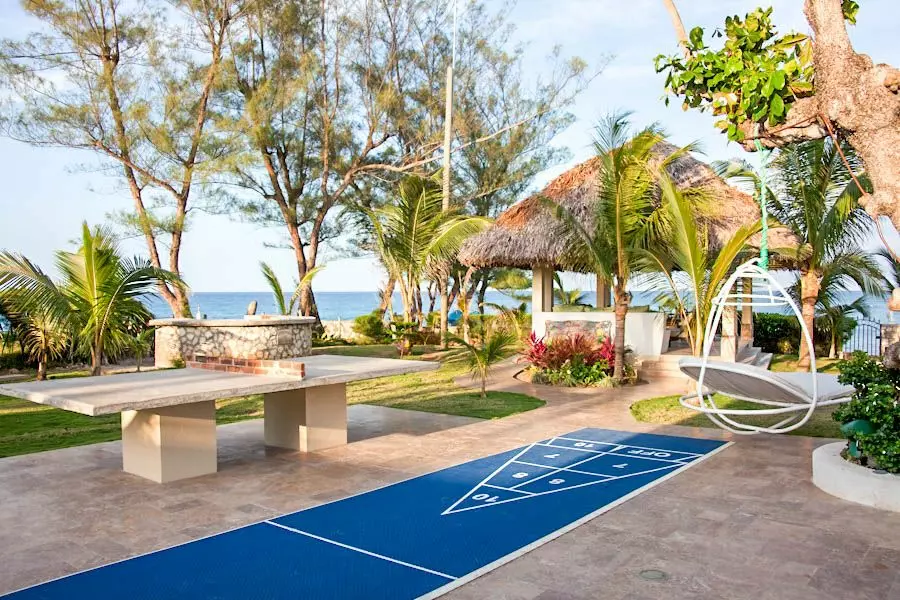 Benitoite Shore House in Jamaica, photo 6 of 16