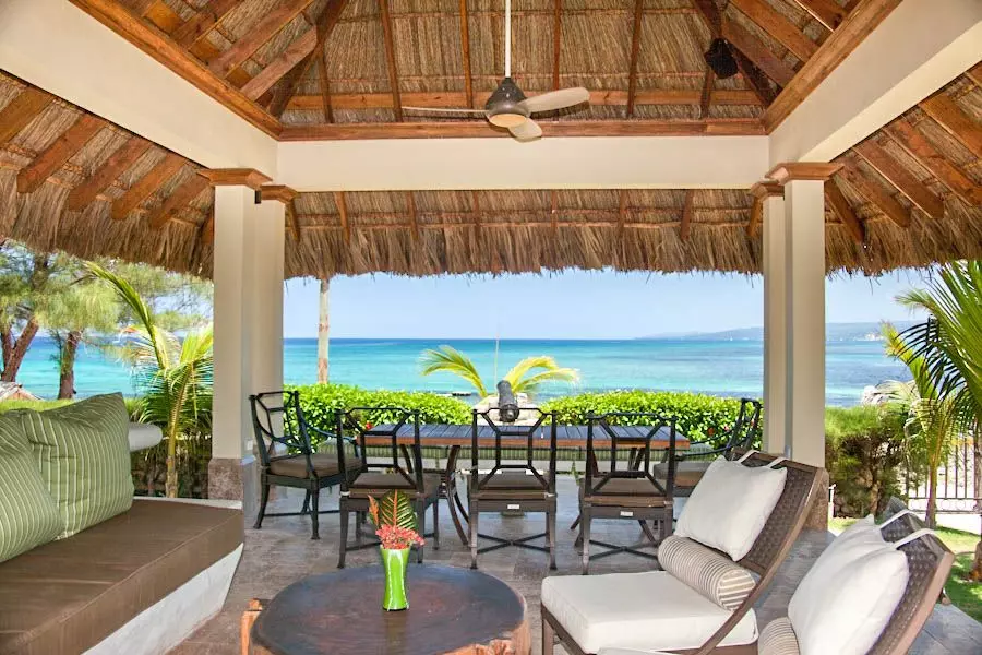 Benitoite Shore House in Jamaica, photo 14 of 16