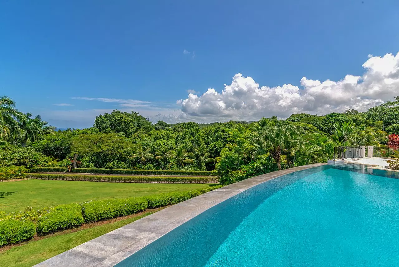 Infinity at the Tryall Club in Jamaica, photo 28 of 30