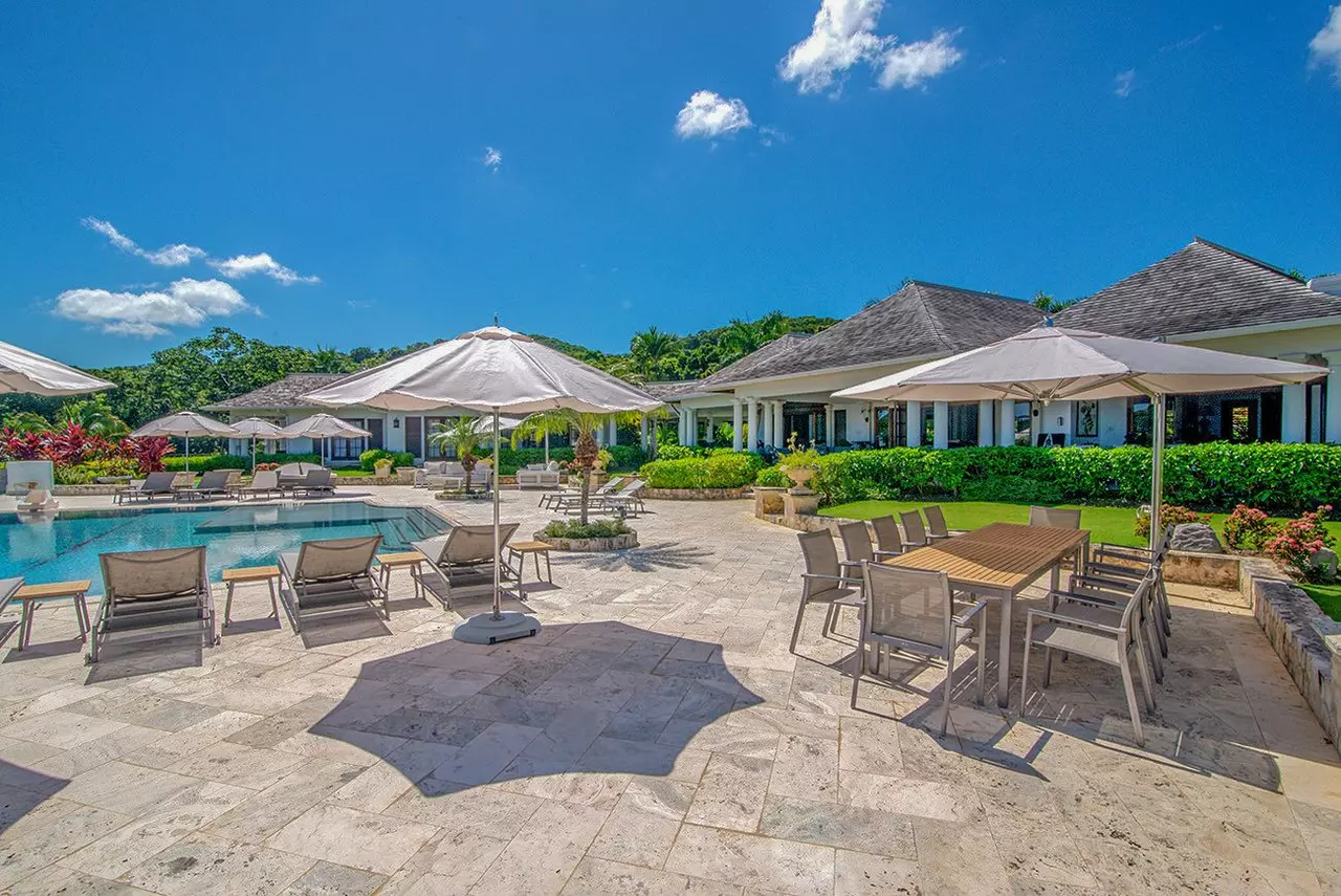 Infinity at the Tryall Club in Jamaica, photo 29 of 30