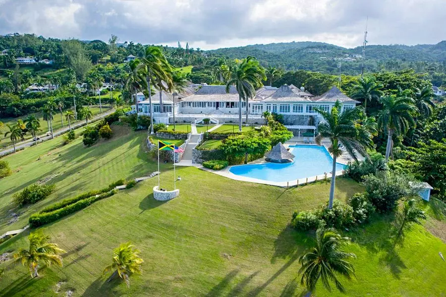 Apartment Pink Petal in Jamaica, photo 16 of 18