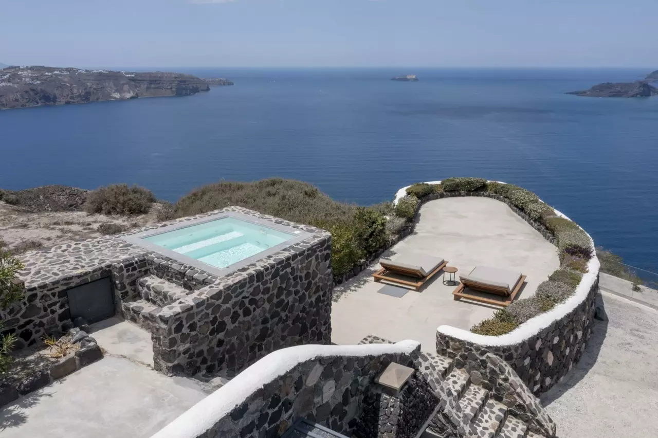 Nafsika Estate in Santorini, photo 14 of 33
