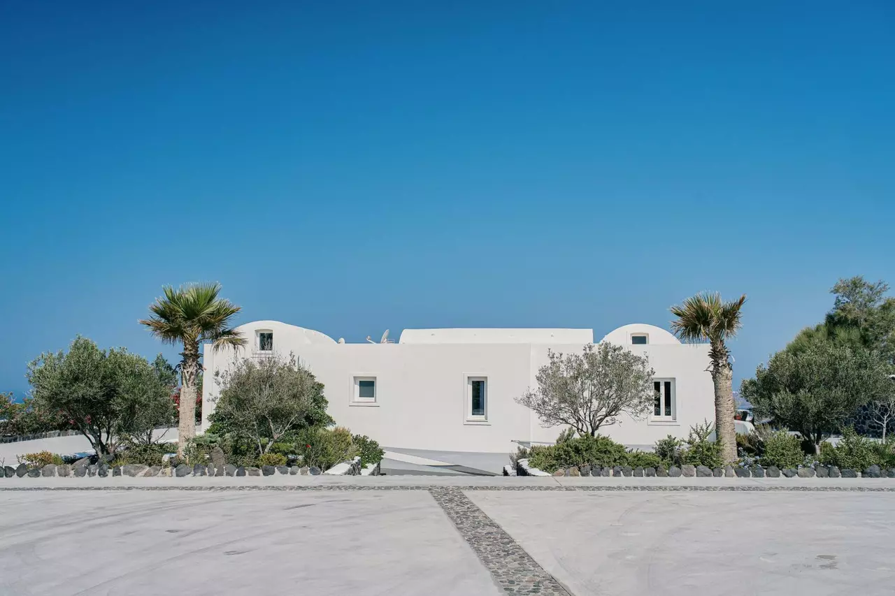 Nafsika Estate in Santorini, photo 3 of 33