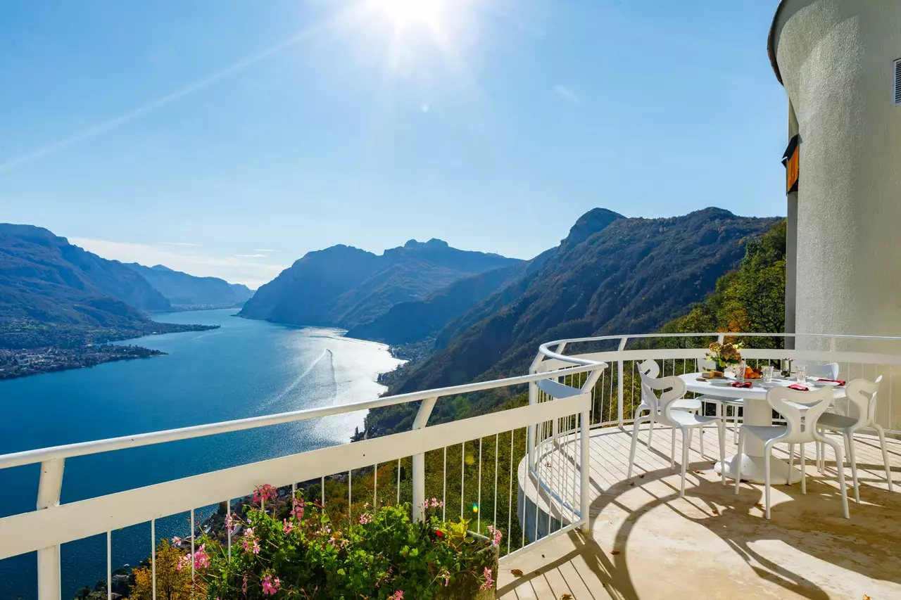 Villa Ponti Bellavista in Lake Como, photo 32 of 32