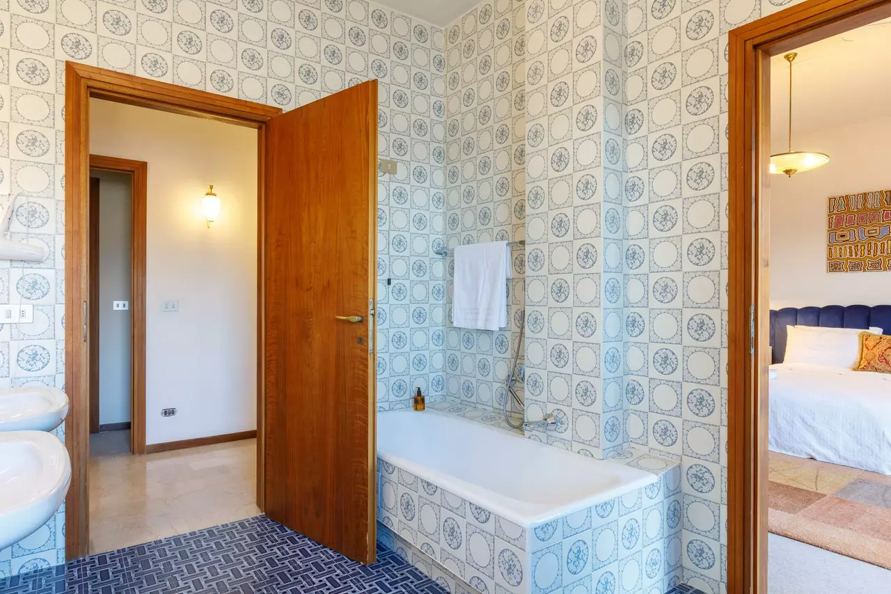 Villa Ponti Bellavista in Lake Como, photo 15 of 32