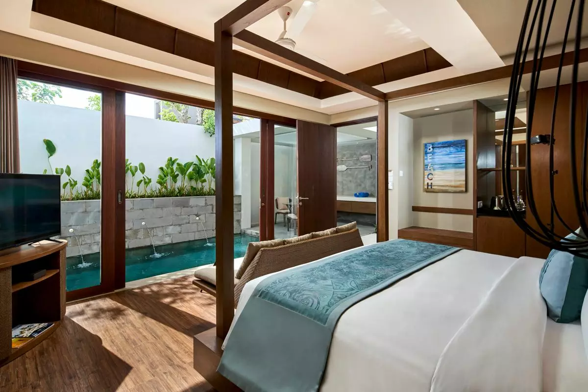 Cross Bali Breakers - One Bedroom Deluxe Pool Villa, photo 3 of 18
