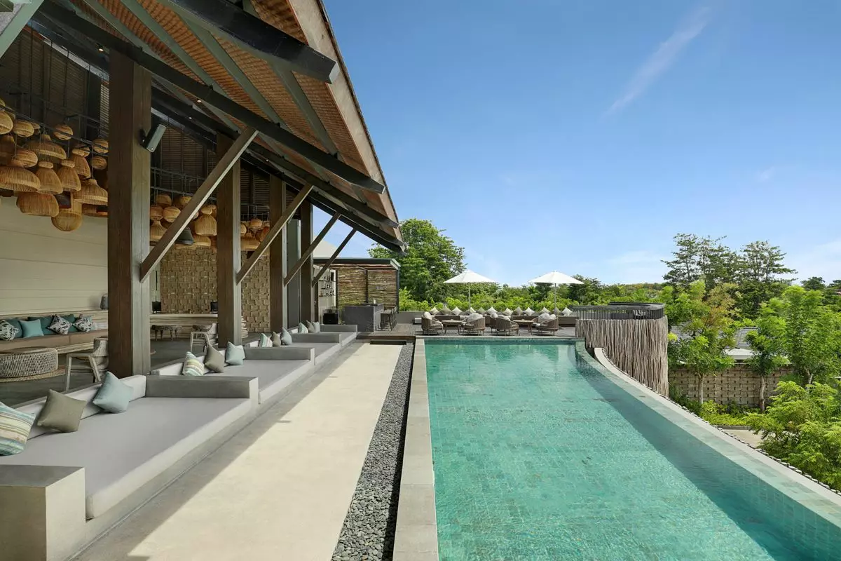 Cross Bali Breakers - One Bedroom Deluxe Pool Villa, photo 13 of 18