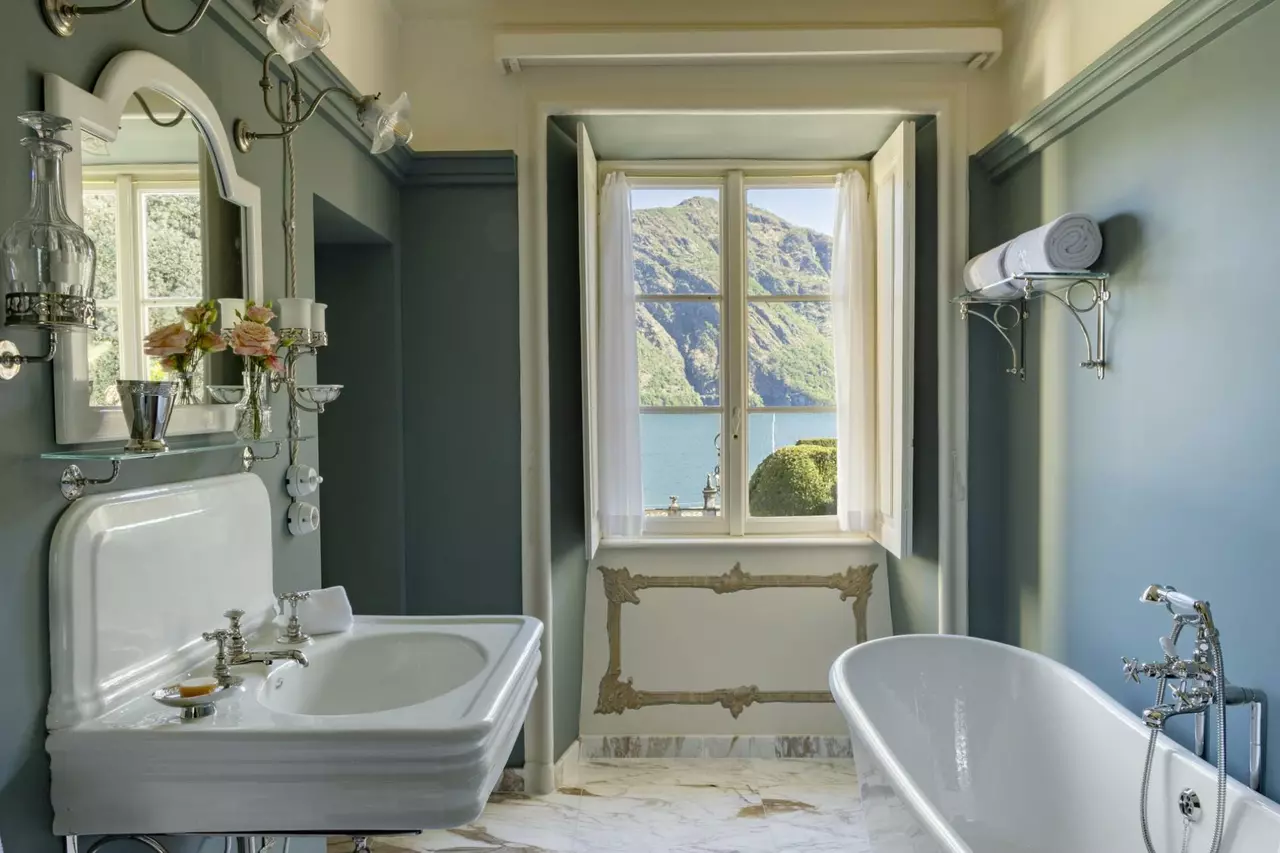 Villa Sola Cabiati in Lake Como, photo 22 of 24