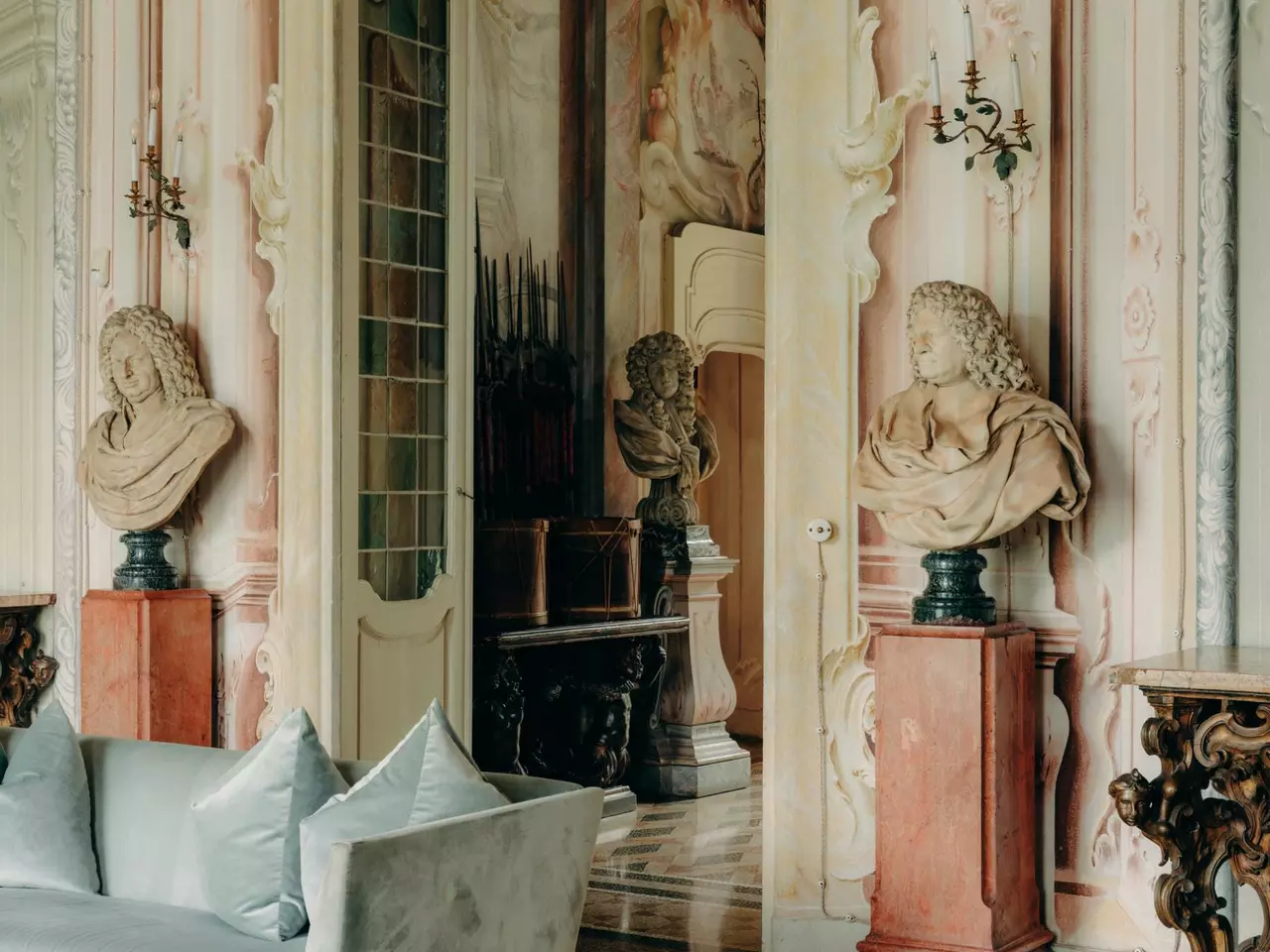Villa Sola Cabiati in Lake Como, photo 16 of 24