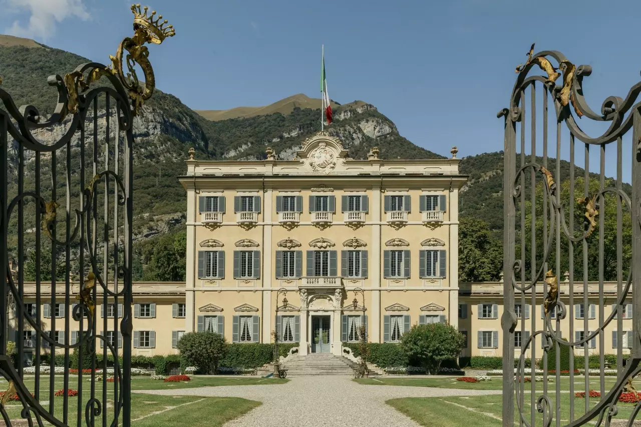 Villa Sola Cabiati in Lake Como, photo 19 of 24